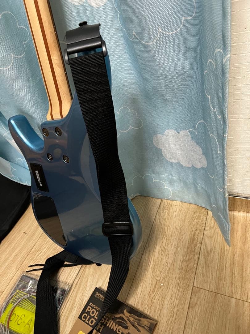 《美品送料込》‼️ Yamahaエレキベース TRBX304 /ギターギグバッグ付