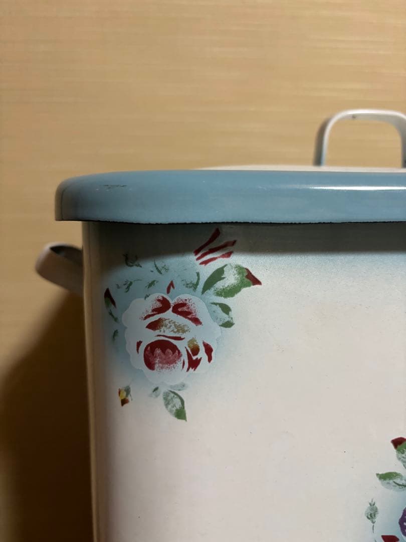 梅ばあちゃん　イマンプリンセスローズブルー　ホーローブレッド缶