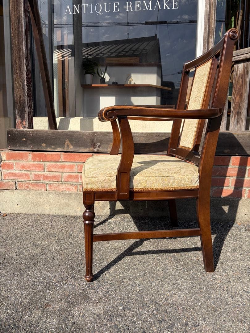 クラシックアームチェア ベージュ　メープル不二屋　ダイニングチェア　3脚セット