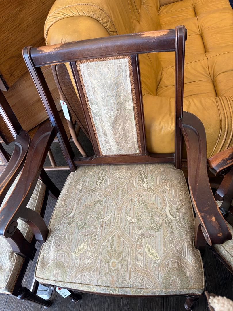 クラシックアームチェア ベージュ　メープル不二屋　ダイニングチェア　3脚セット