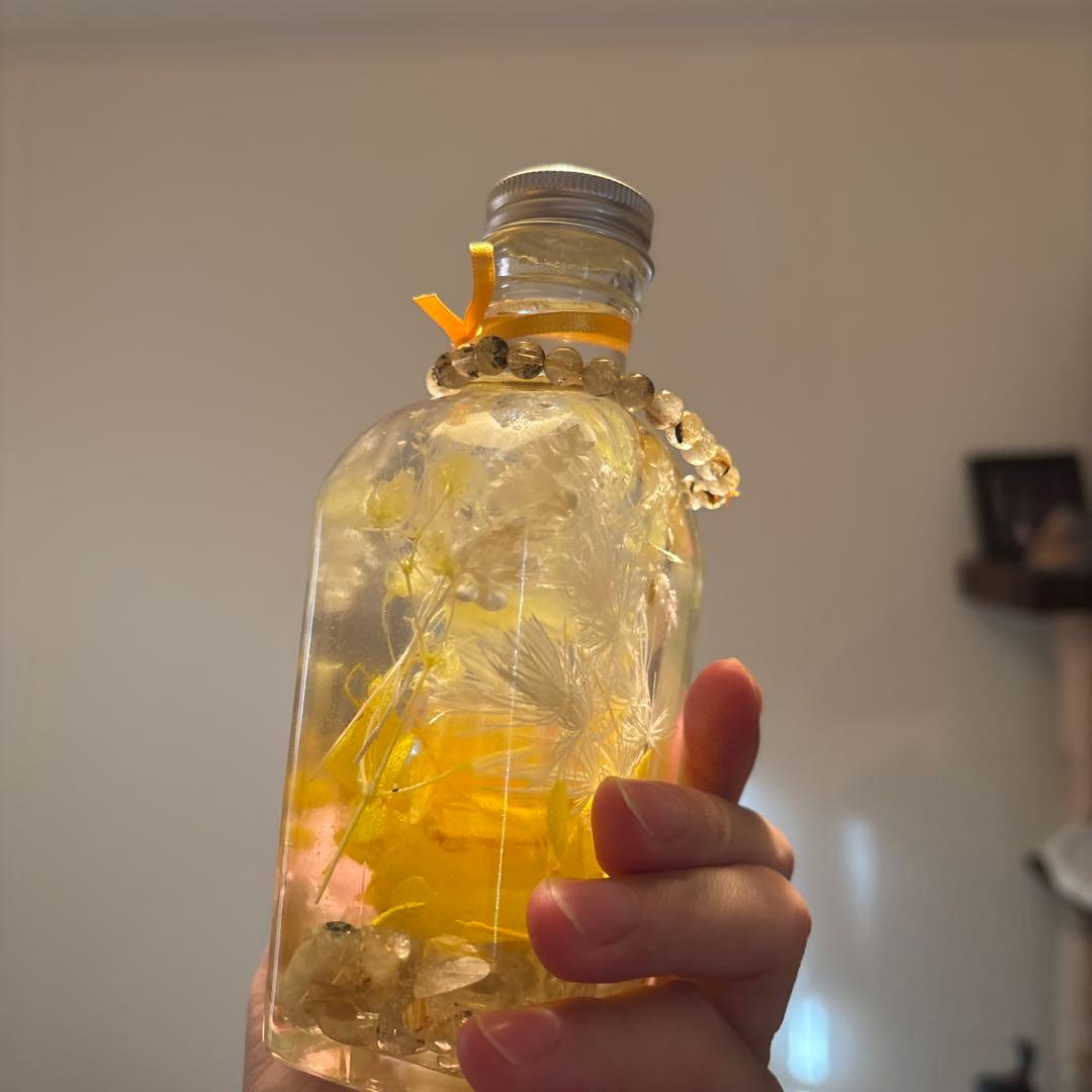 ルチルが外にも中にも！ゴールデンルチルパワーハーバリウム！