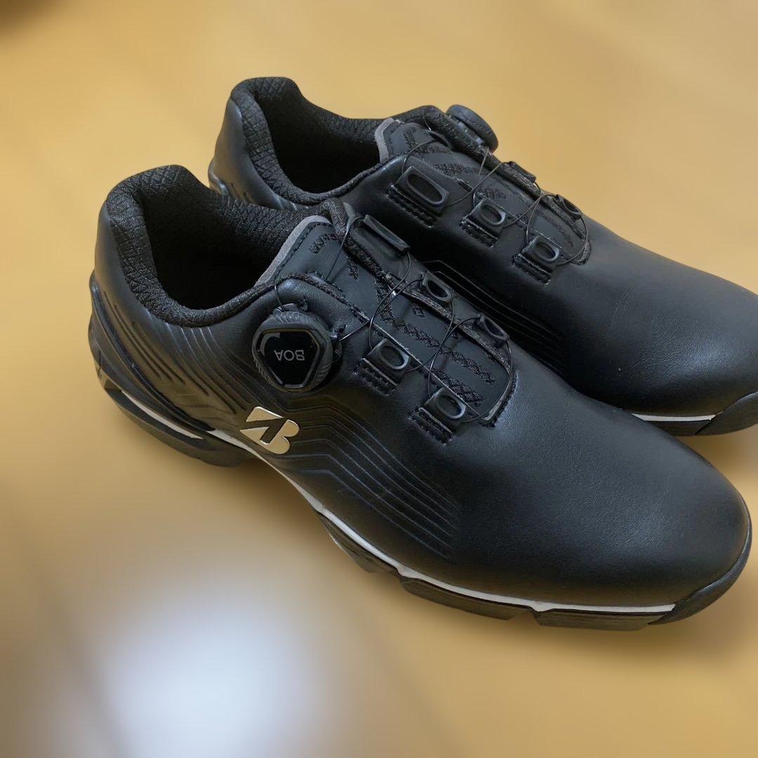 未使用品　ブリヂストン　ツアーバイター SHG100　黒　スパイクレス　26,5