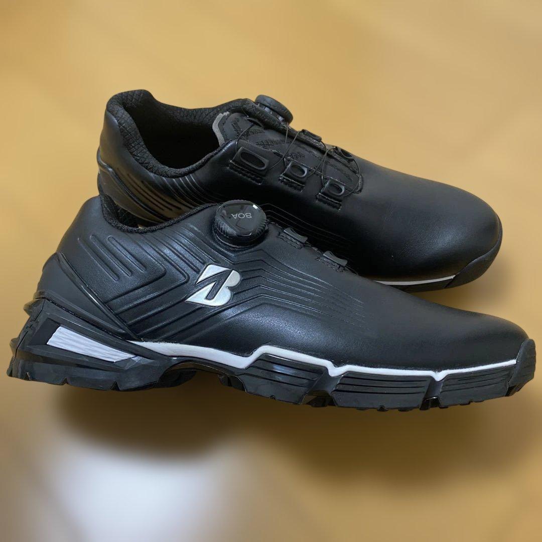 未使用品　ブリヂストン　ツアーバイター SHG100　黒　スパイクレス　26,5