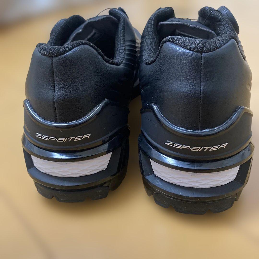 未使用品　ブリヂストン　ツアーバイター SHG100　黒　スパイクレス　26,5