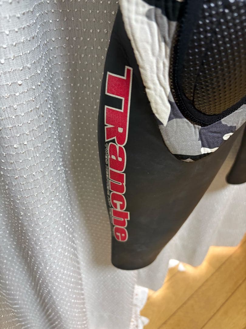 Tranche(トランシェ) 3mm セミドライ メンズ M相当オーダー品 - メルカリ