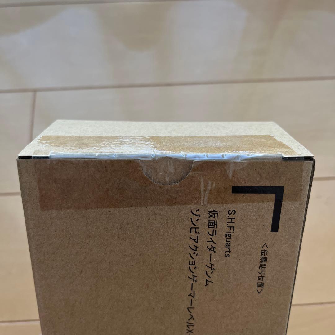 S.H.Figuarts 仮面ライダーゲンムゾンビアクションゲーマーレベルX-0