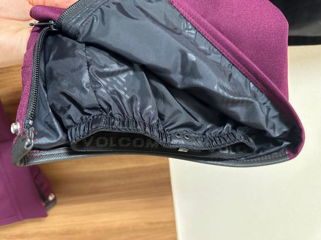 VOLCOM スノーボードウェア 上下セット