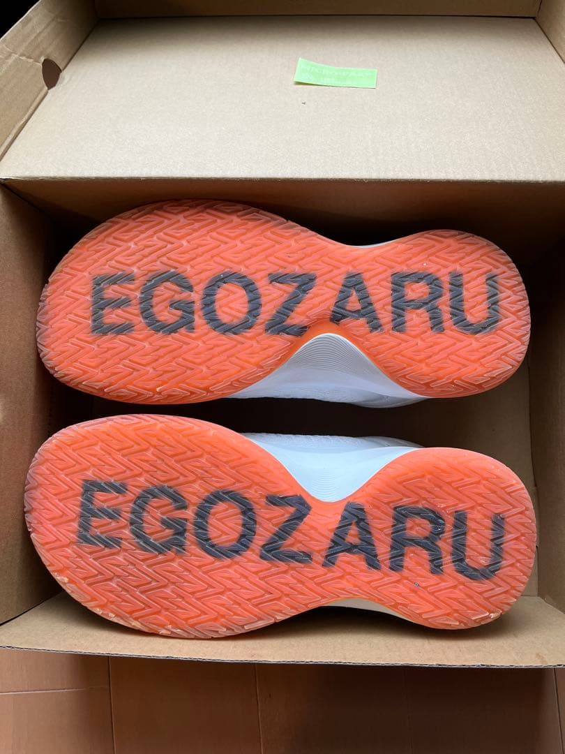 EGOZARU EGOBRAZE 白×オレンジ　25.5cm