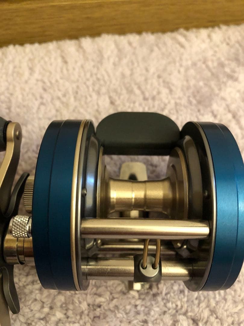 Abu Garcia 5600C4 ベイトリール 青