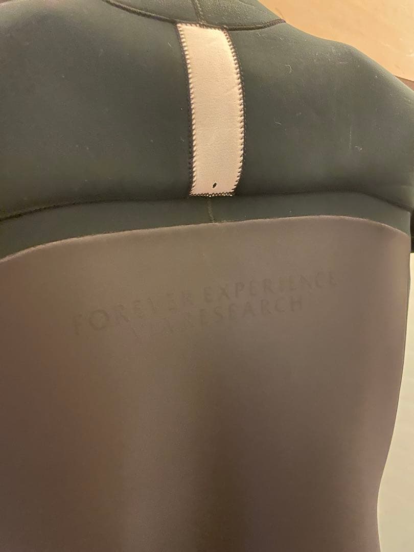 【最終値下げ】FEVR ブラック シーガル ウェットスーツ　ML相当