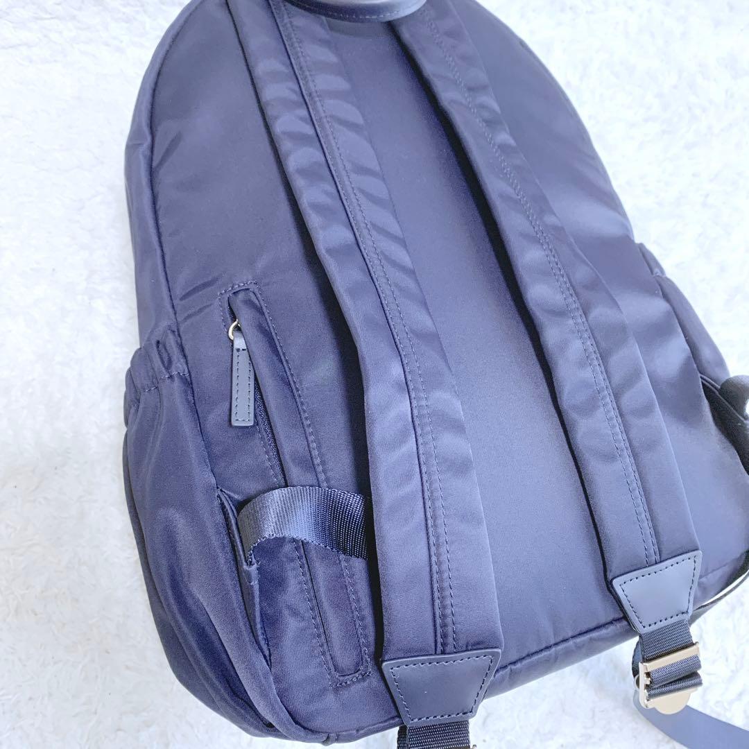 【うさぴよ】ほぼ未使用♪ トッカ 2024 撥水OCTUPLE