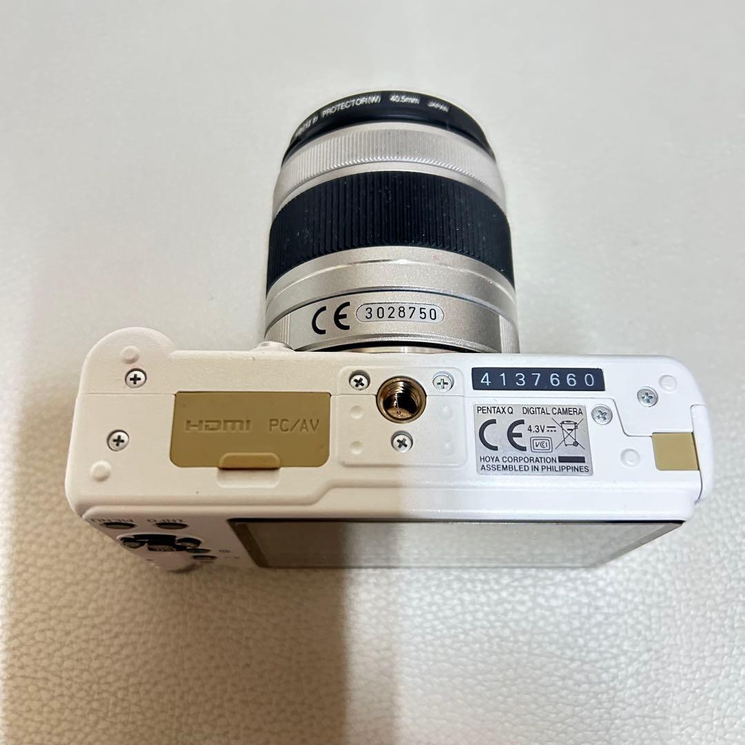 PENTAX Q ホワイト ミラーレスカメラ