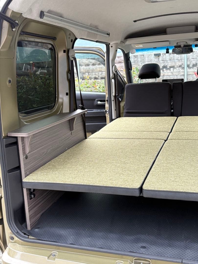 新型シエンタ10系専用 ラゲッジボード 杉無垢材 車中泊テーブル 新作