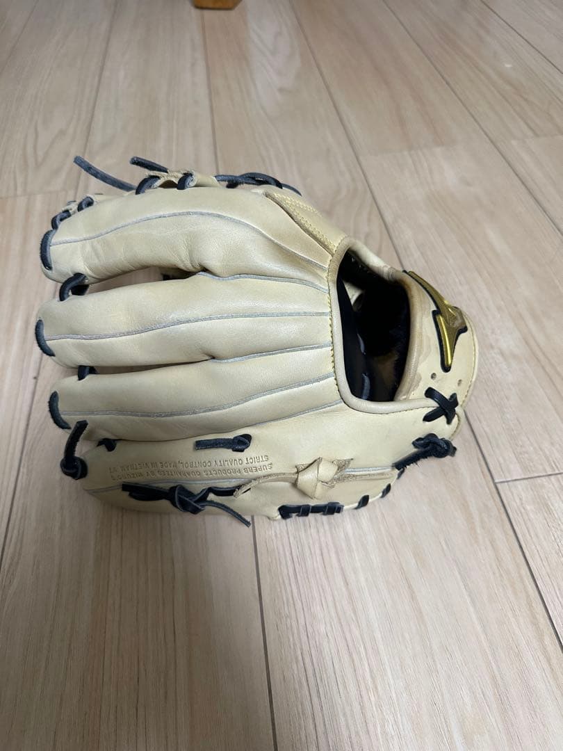 ミズノ 軟式グローブ アイボリー