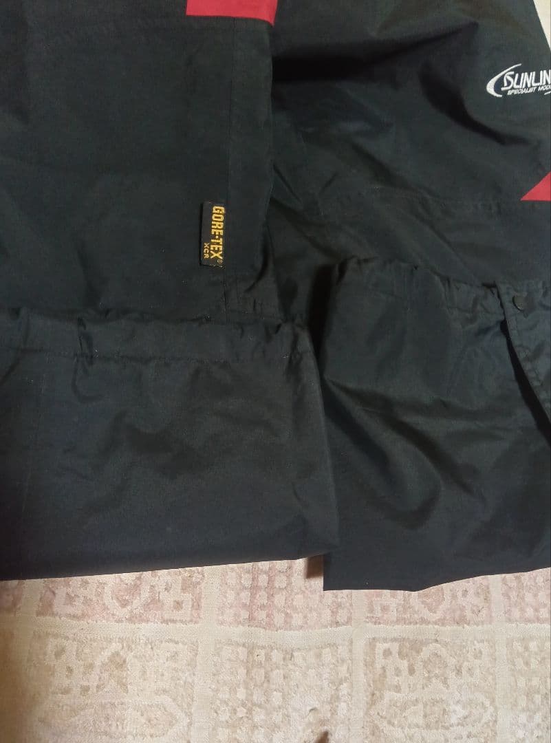 グラちゃんさん専用サンラインSTATUSゴアテックスレインスーツM - メルカリ