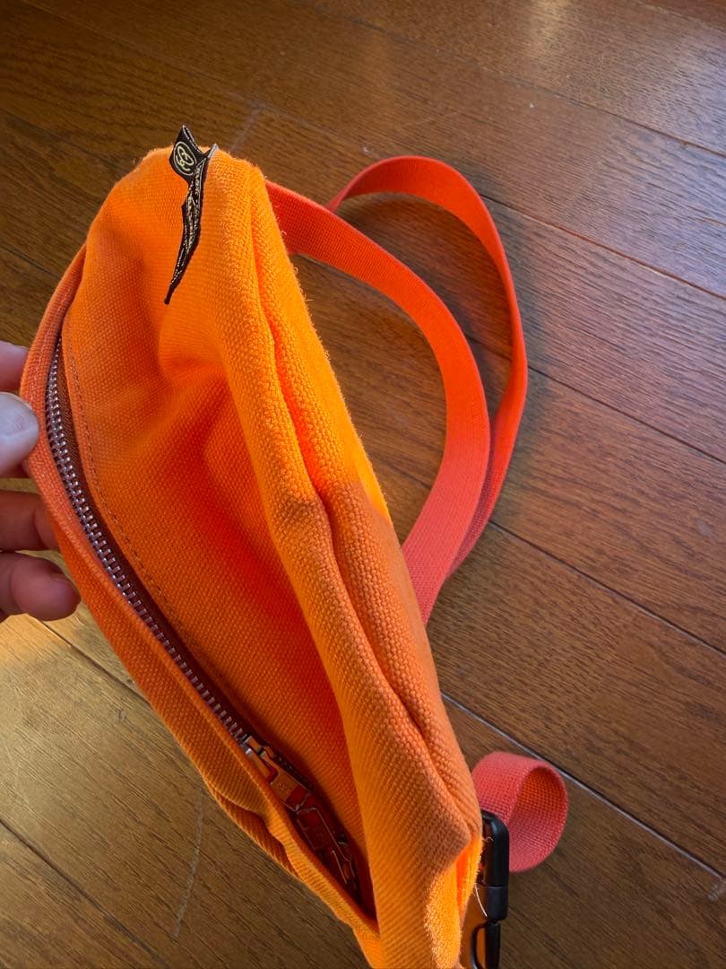 ポータステューシー コラボ ボディバッグ　三日月型　オレンジ