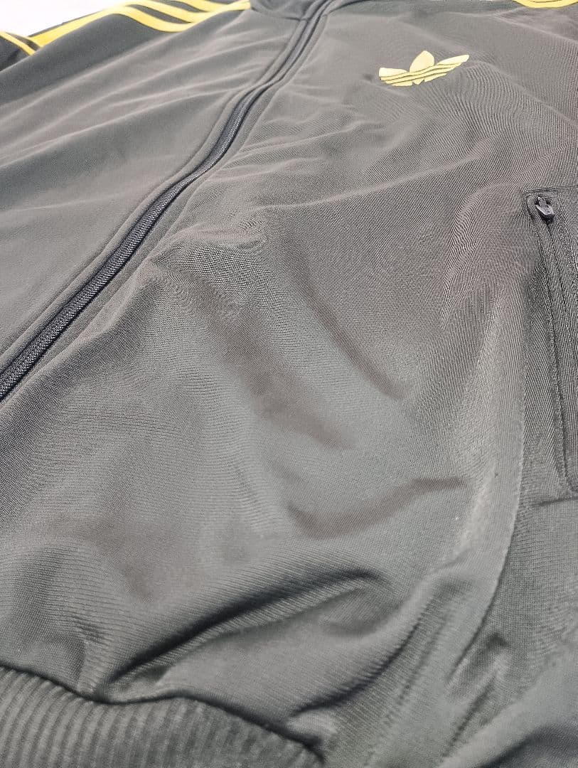 adidas カーキ ジャージ ファイヤーバード XL程度