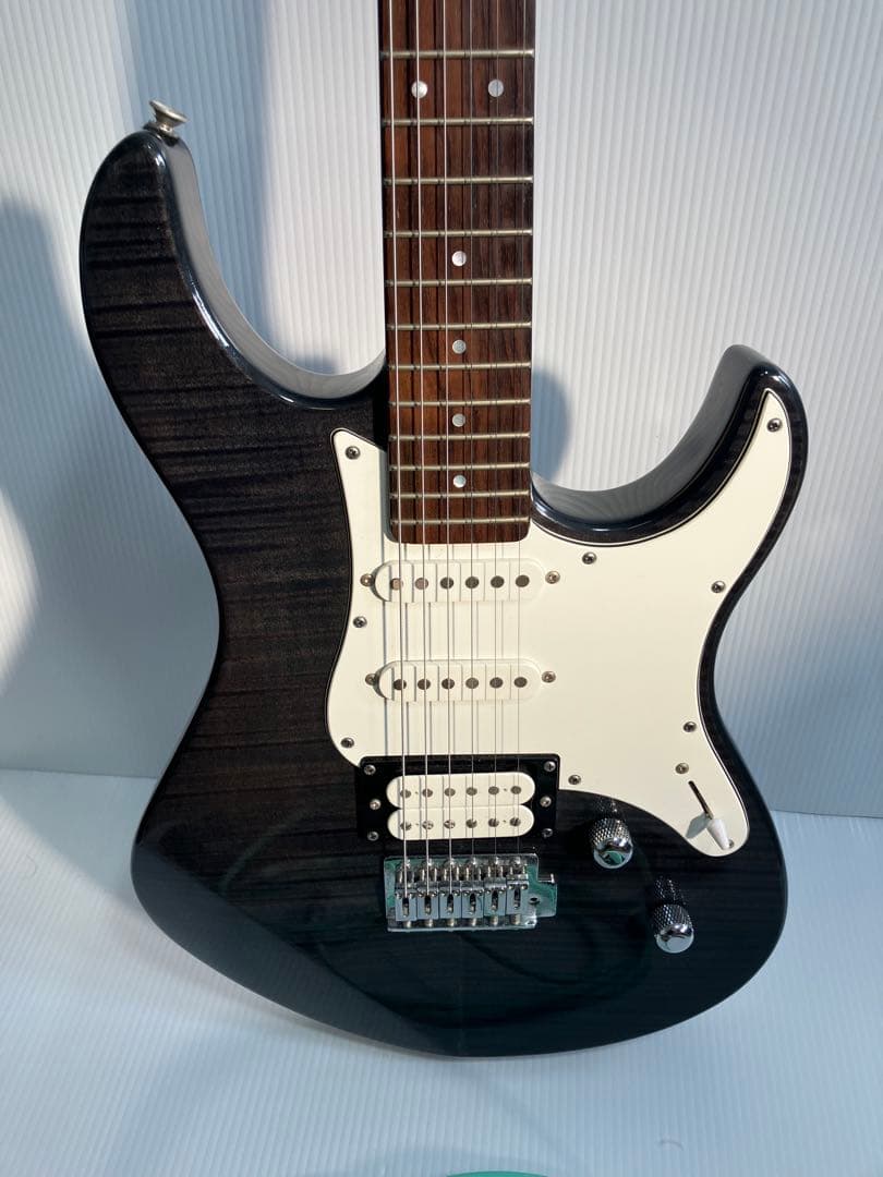 Yamaha Pacifica212vfm エレキギター ブラック