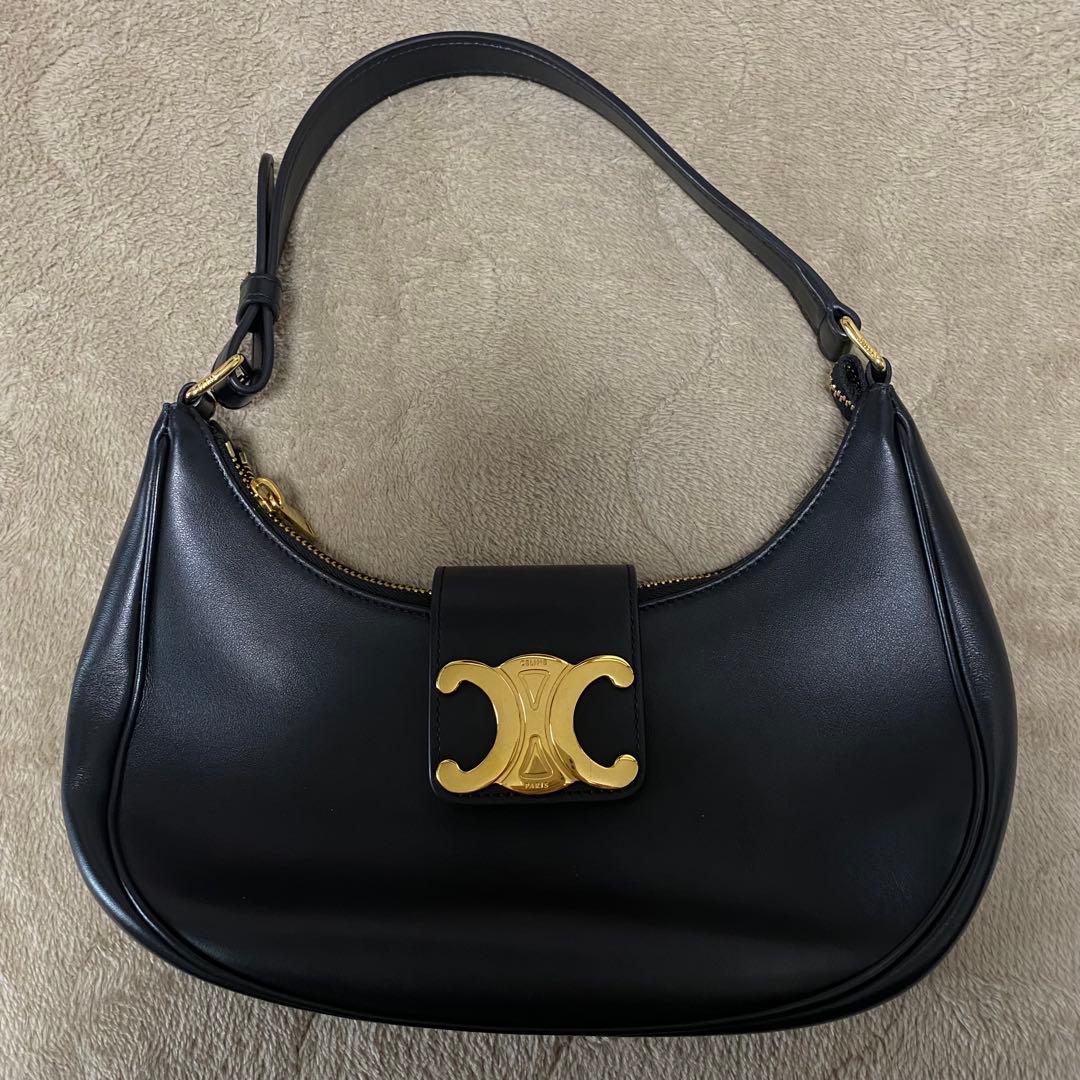 セリーヌ ミディアム AVAトリオンフ バッグ スムースカーフスキン ブラッグ