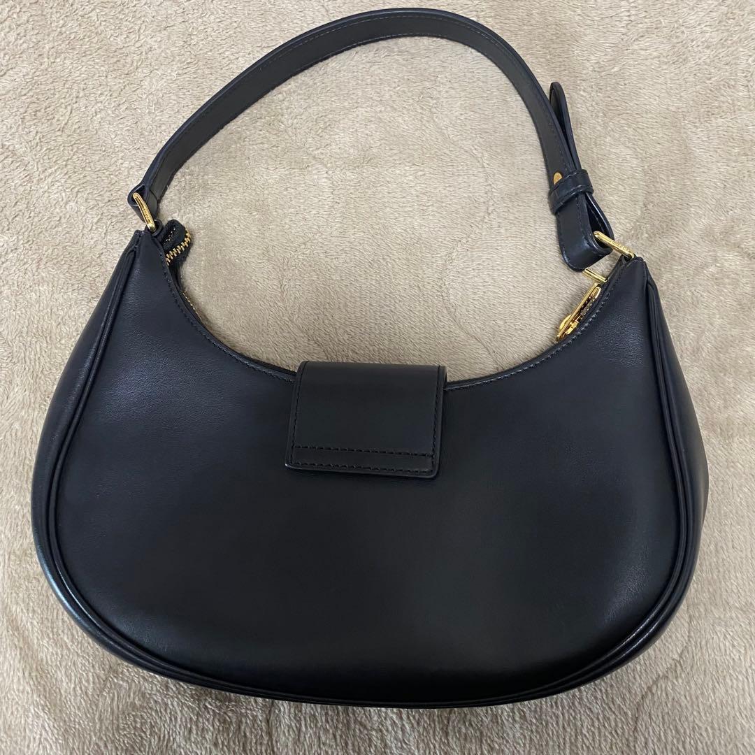 セリーヌ ミディアム AVAトリオンフ バッグ スムースカーフスキン ブラッグ