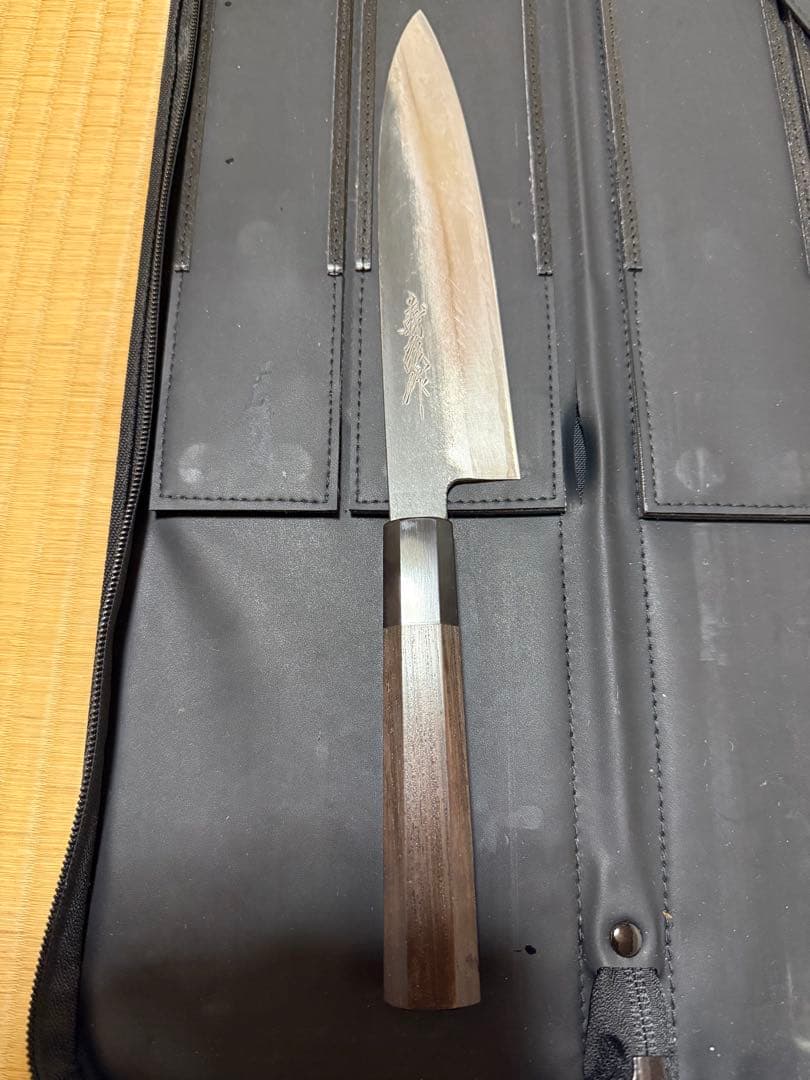 牛刀 約21cm 片刃 木製ハンドル鄉右 馬 允 義弘