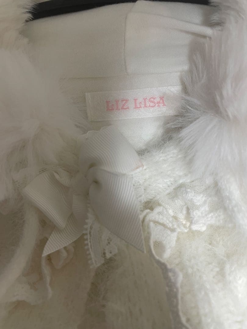 OneMall provides Mercari products: ポンポンリボンニットファー