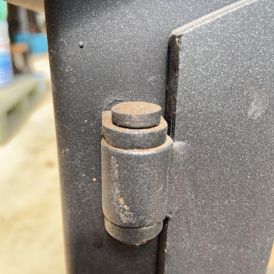 送料込み〉鋼鉄製 室内用 薪ストーブ コーナン DL008 - メルカリ