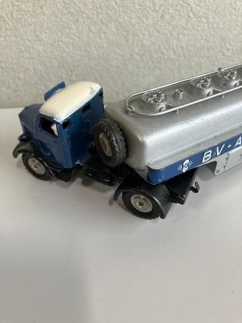 メルクリン MAN BV-ARAL タンカー