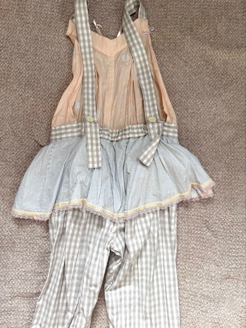 ケイスケカンダ keisukekanda 心恋族 水色ピンクのドット柄サロペット