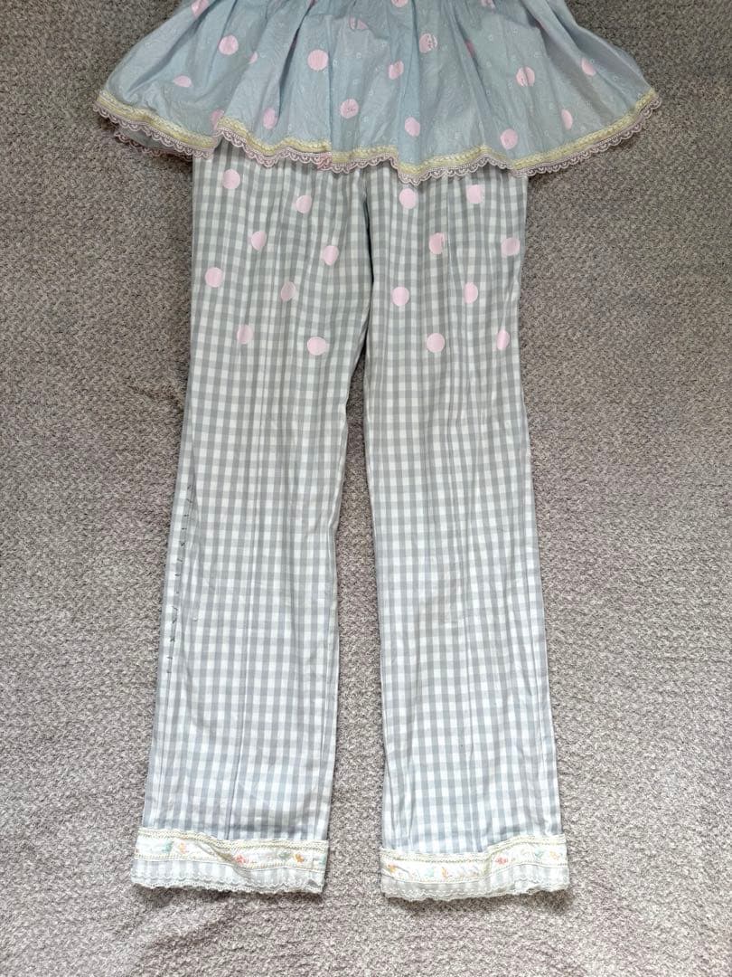 ケイスケカンダ keisukekanda 心恋族 水色ピンクのドット柄サロペット