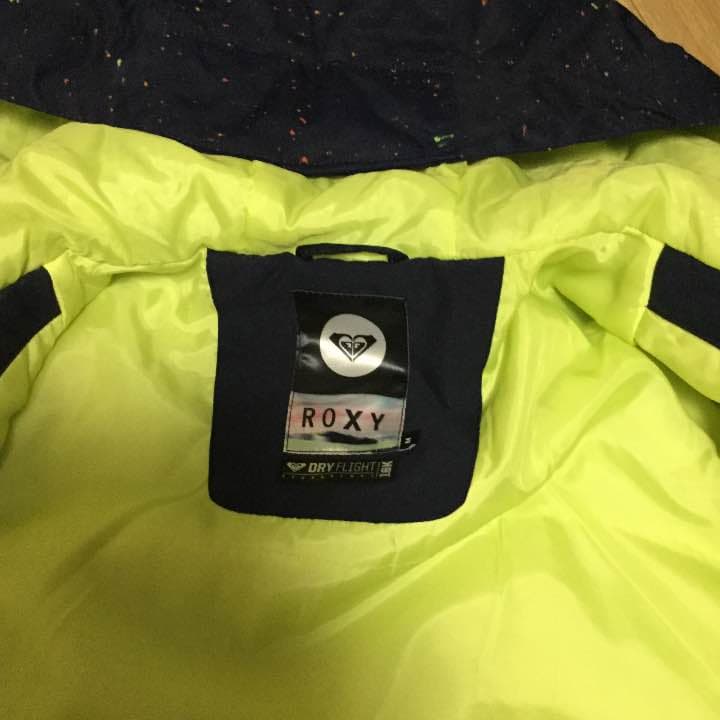 ロキシー スノボウェア