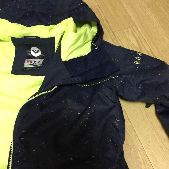 ロキシー スノボウェア
