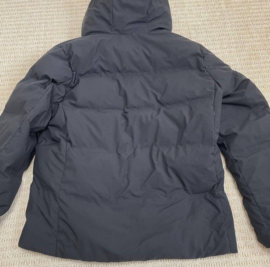 【美品】ユニクロ シームレスダウンパーカ 黒 サイズL