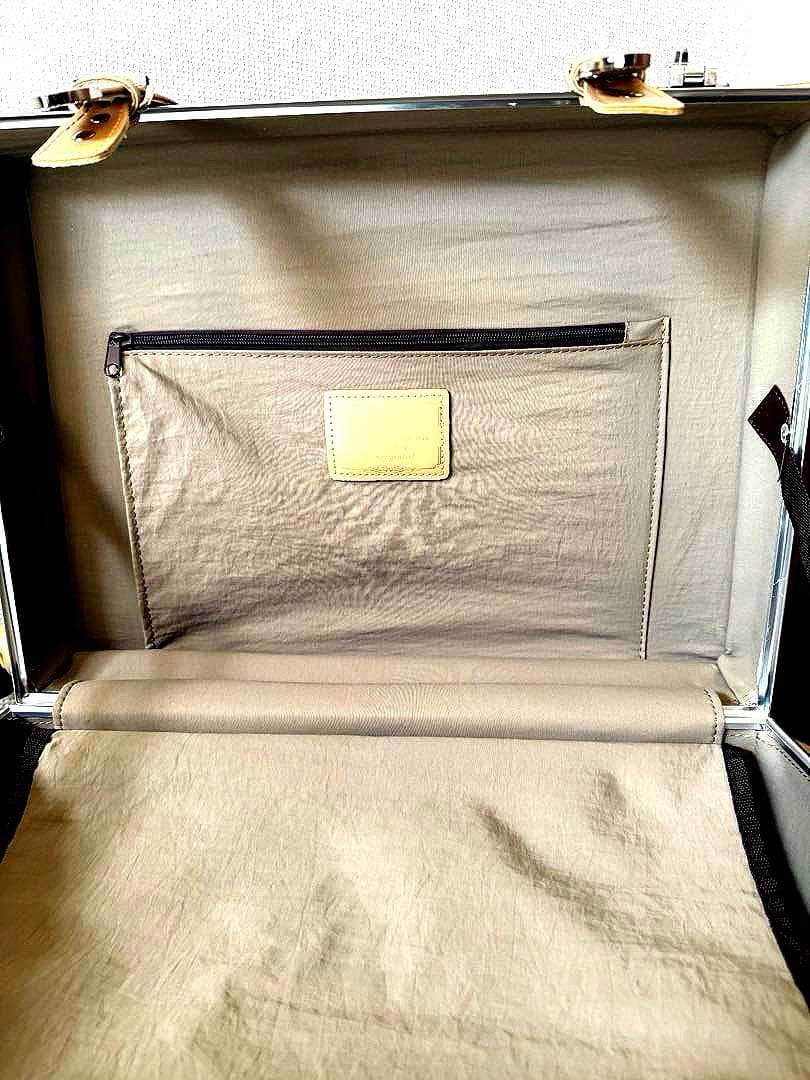 & chouette ブラウン キャリーケース