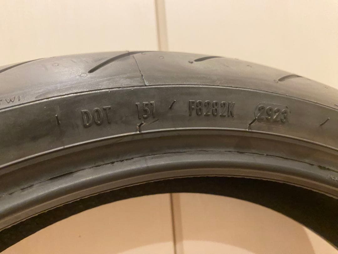 PIRELLI (ピレリ) DIABLO ROSSO 120/70R17 未使用
