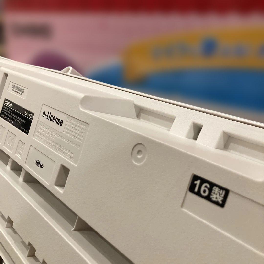 CASIO光ナビゲーションキーボードLK-123