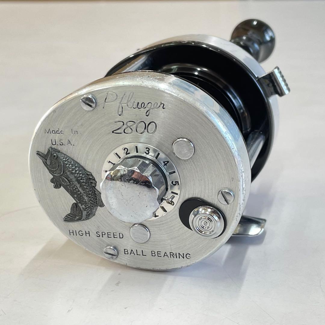 リール PFLUEGER 2800
