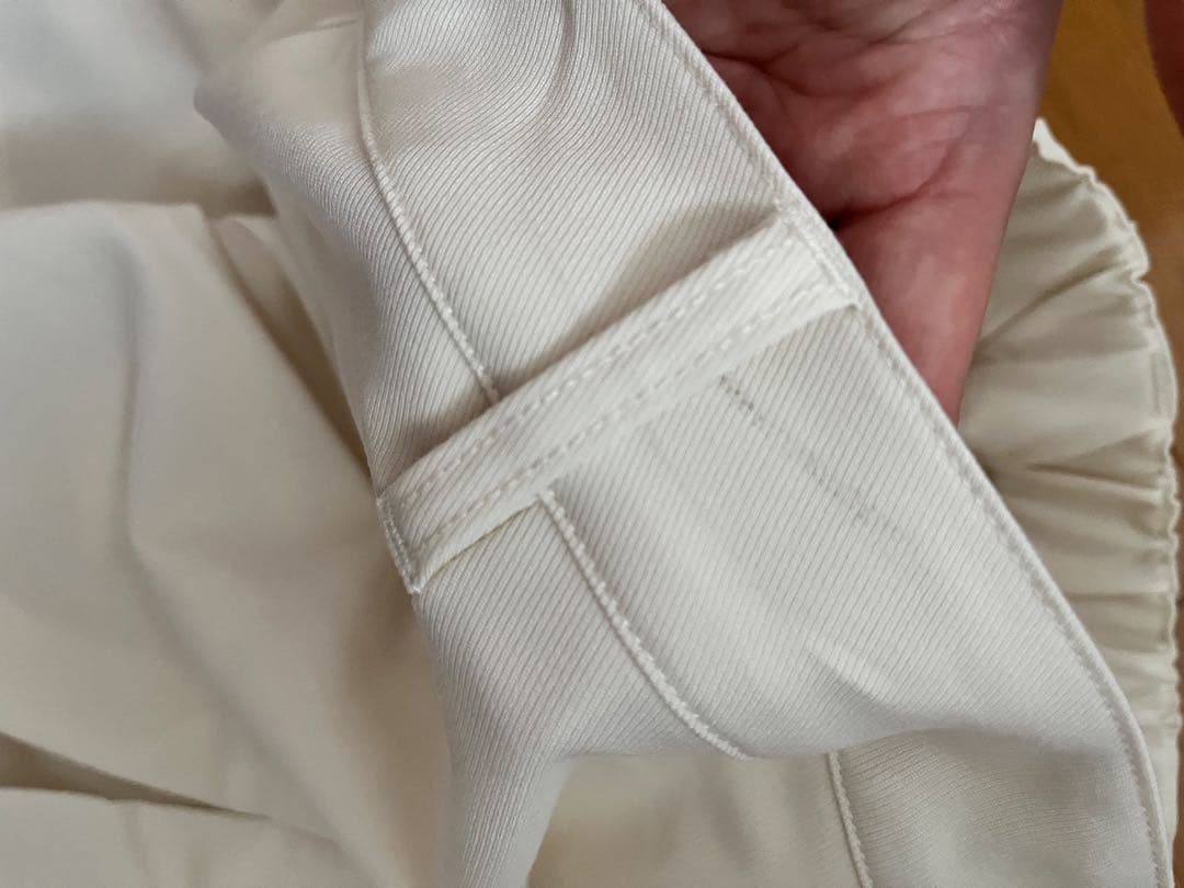 Pacific golf club ホワイト プリーツスカート