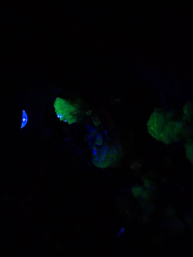 アダム石　アダマイト　鉱物