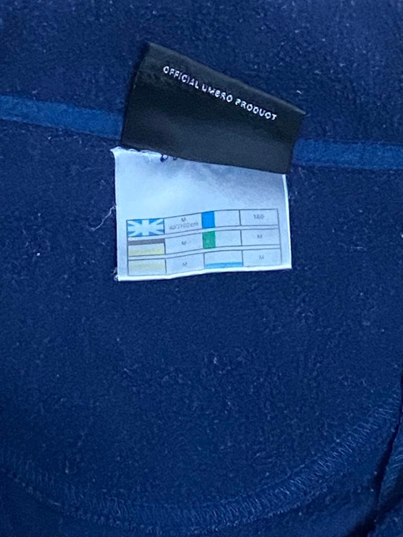 UMBRO アンブロ　マンチェスターユナイテッド　 ウォームアップ　フリース刺繍