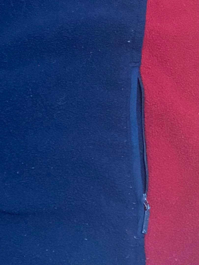 UMBRO アンブロ　マンチェスターユナイテッド　 ウォームアップ　フリース刺繍