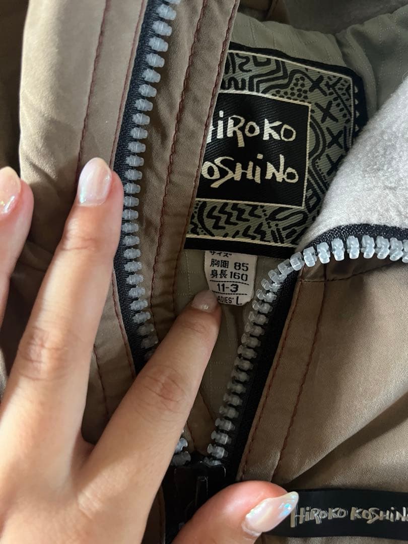 スノボーウェア　スキーウェア　KOSHINOHIROKO 上下セット