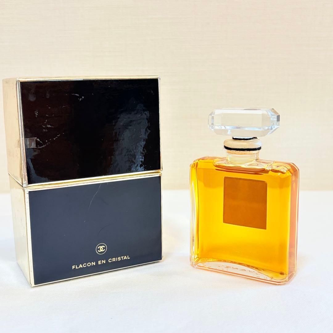 新品未使用　CHANEL COCO シャネル　ココ　パルファム 香水　30ml