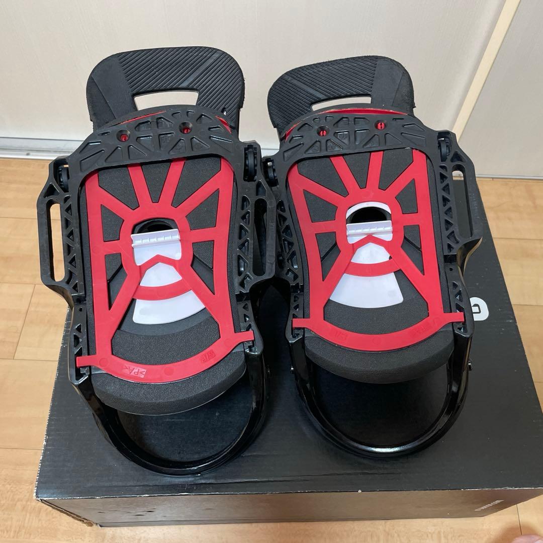 バートンカーテル EST Sサイズ　Burton Curtel