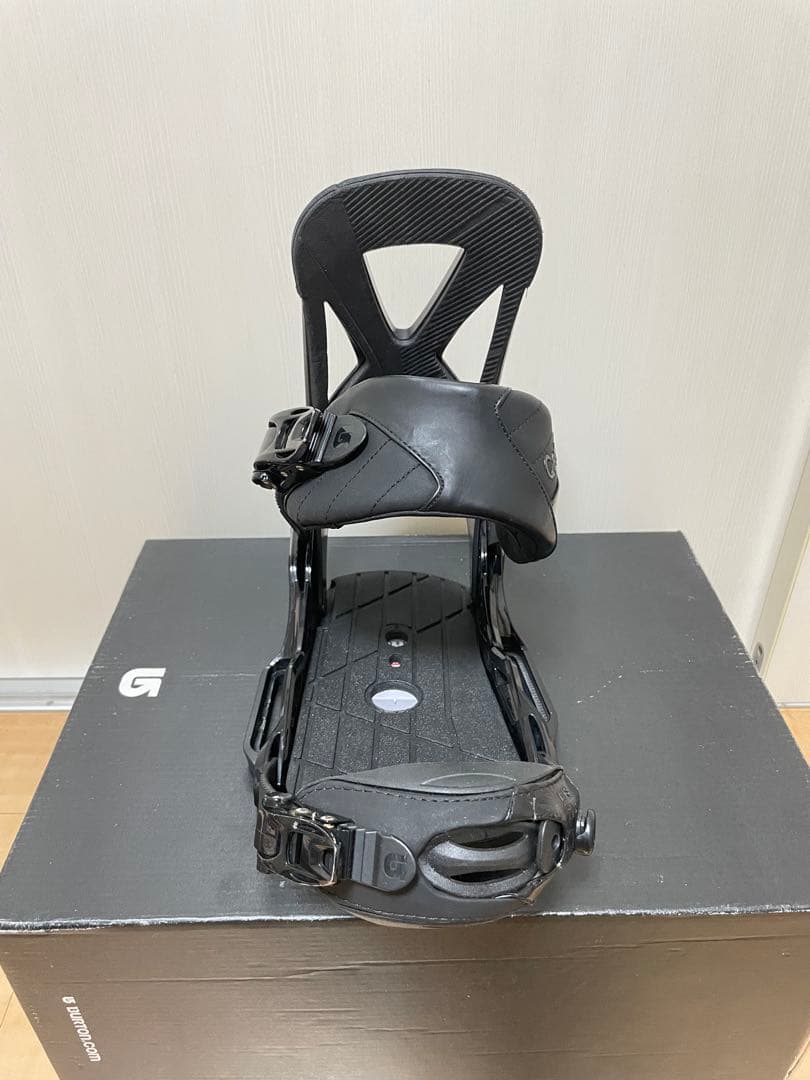 バートンカーテル EST Sサイズ　Burton Curtel