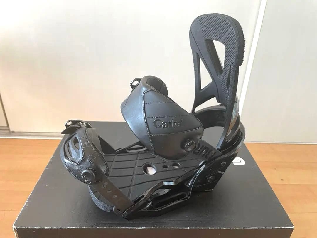 バートンカーテル EST Sサイズ　Burton Curtel