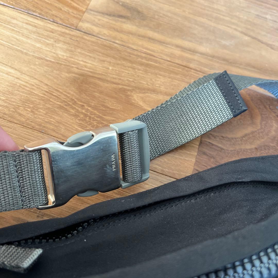 希少 プラダスポーツ ボディバッグ ウエストポーチ 4VA107 ロゴプレート