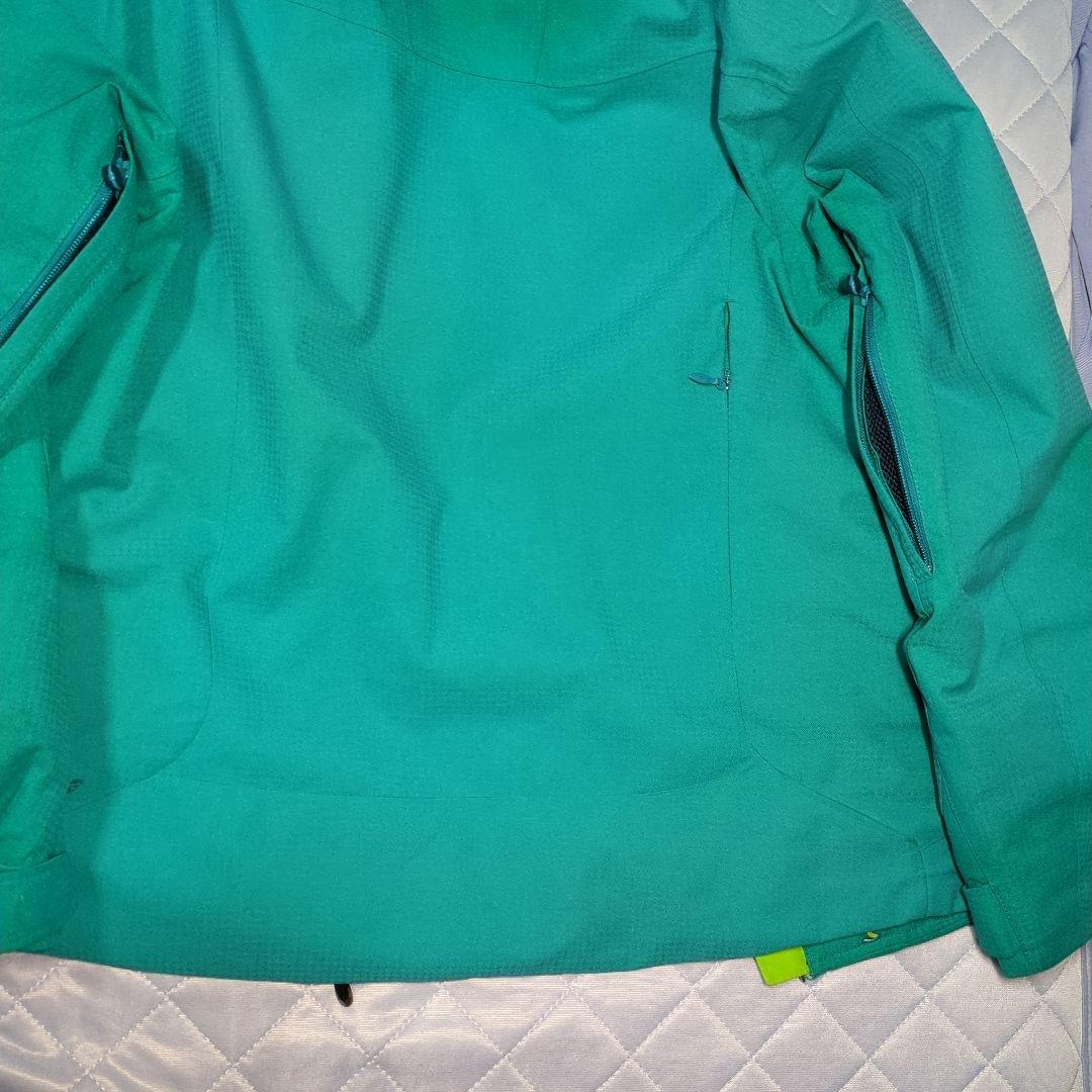 美品フェニックス スキーウェア Mサイズ 上着のみ