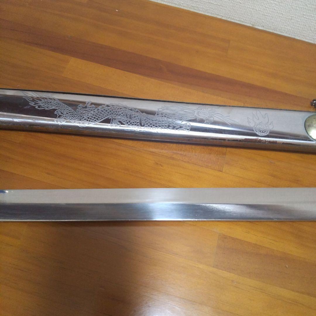 中国剣 装飾的な武器 赤い宝石付き