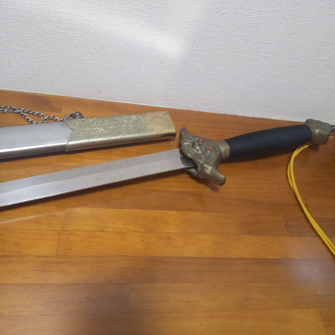 中国剣 装飾的な武器 赤い宝石付き